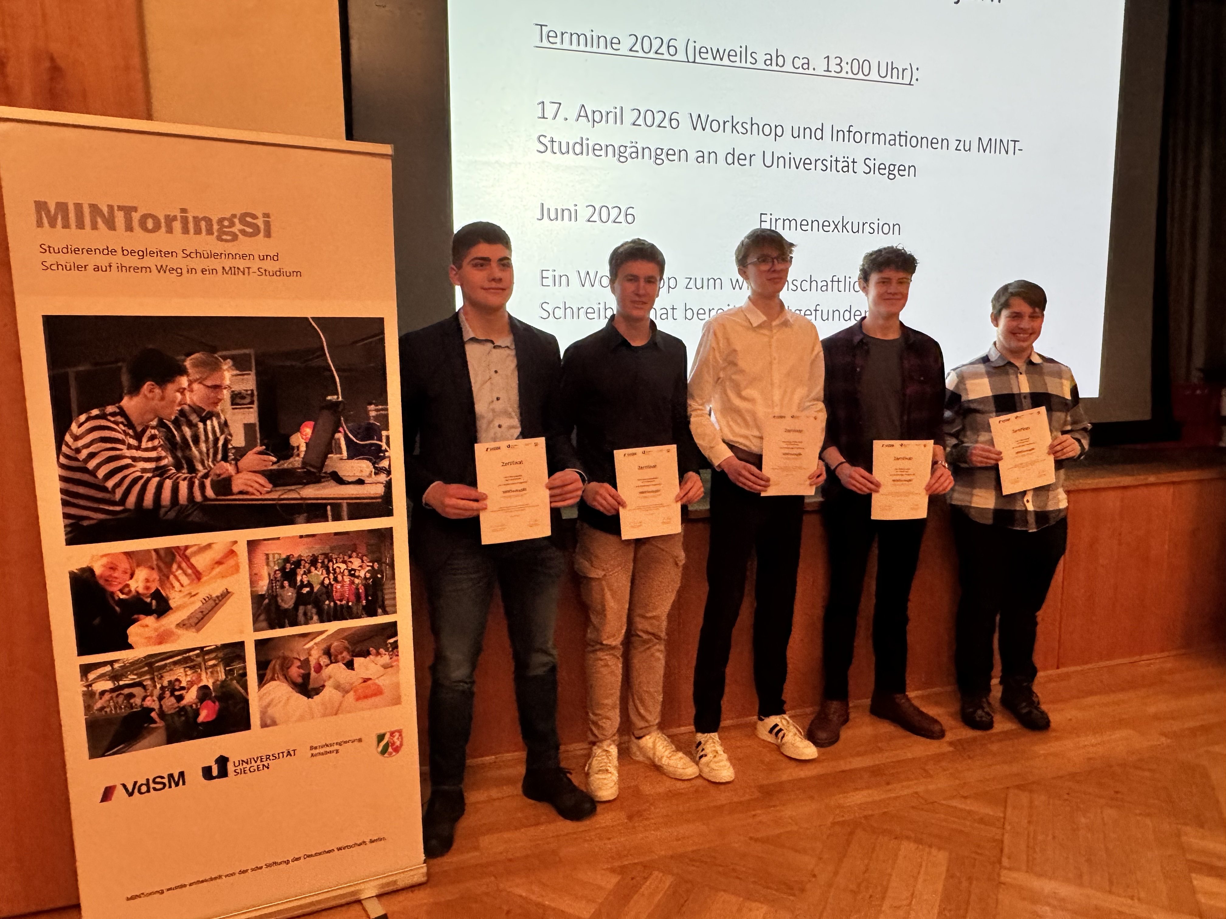 JAGler starten im MINToringSi-Programm